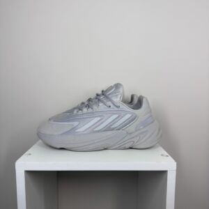 Adidas | Tênis Ozelia