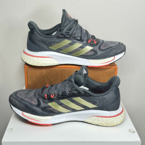 Tenis Adidas Supernova